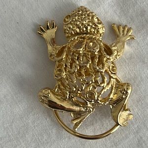Vintage scarf clip 🐸 frog